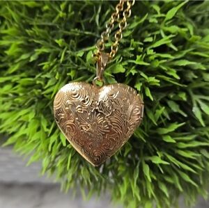 18kt Gold Filled Heart Necklace.